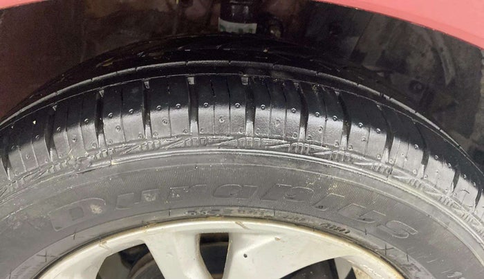 2018 Honda Amaze 1.2L I-VTEC VX, CNG, Manual, 1,18,105 km, Right Front Tyre Tread