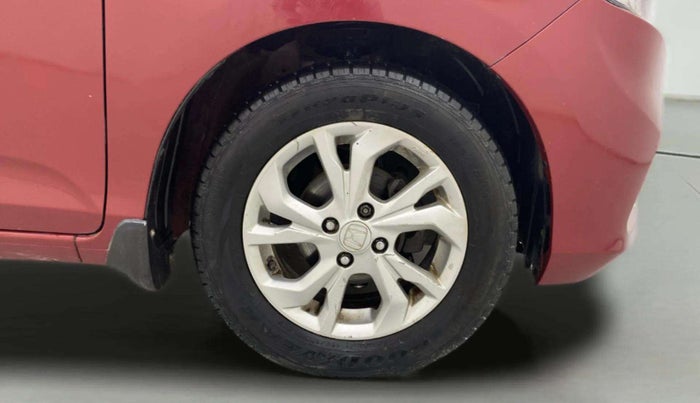 2018 Honda Amaze 1.2L I-VTEC VX, CNG, Manual, 1,18,105 km, Right Front Wheel