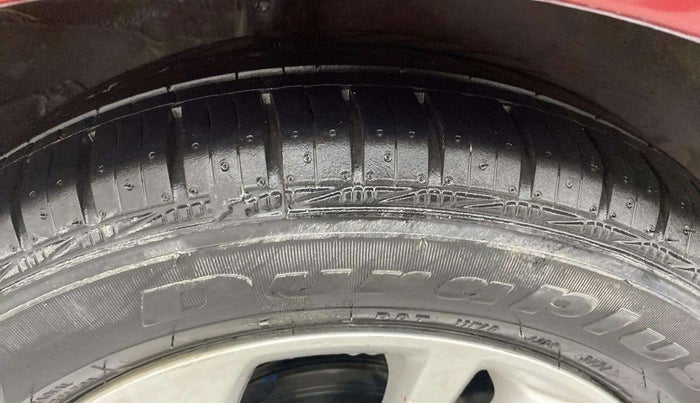 2018 Honda Amaze 1.2L I-VTEC VX, CNG, Manual, 1,18,105 km, Right Rear Tyre Tread