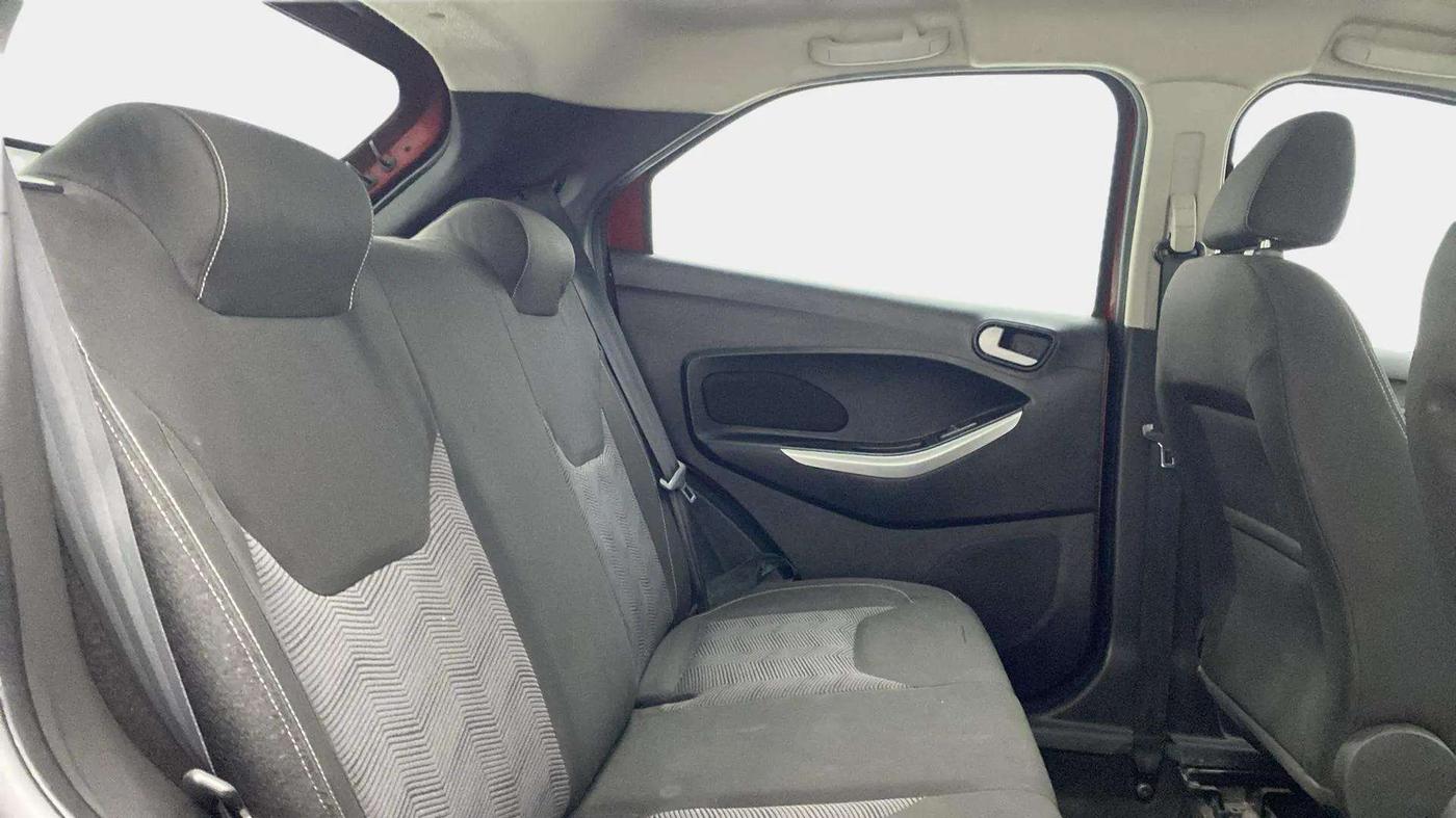 2016 Ford New Figo TITANIUM 1.5 PETROL AT, Petrol, Automatic, 37,939 km, Right Side Rear Door Cabin