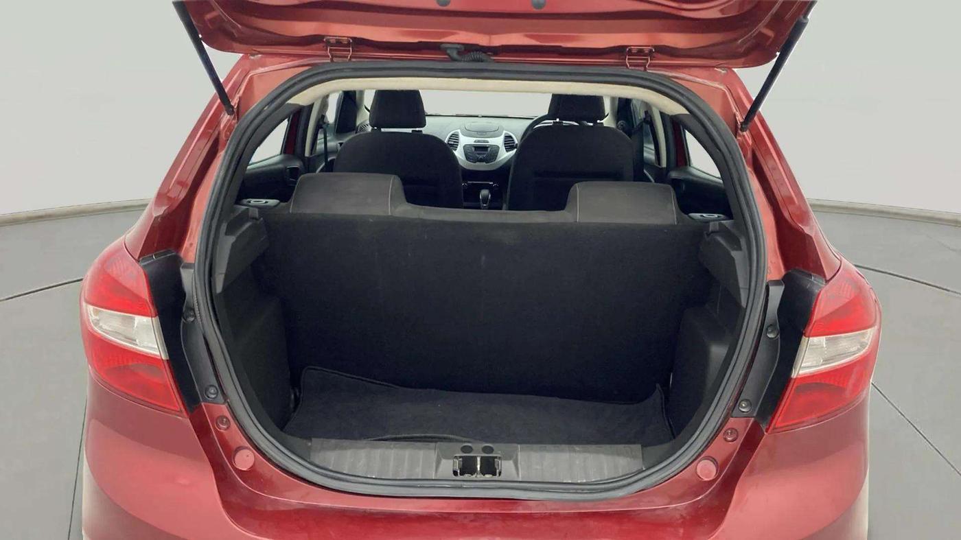 2016 Ford New Figo TITANIUM 1.5 PETROL AT, Petrol, Automatic, 37,939 km, Boot Open Zoomed View