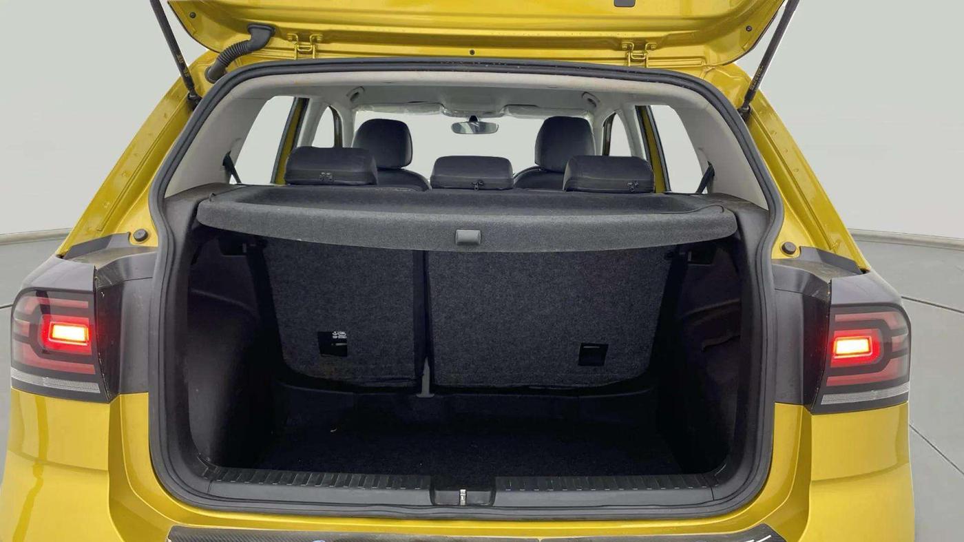 2023 Volkswagen TAIGUN HIGHLINE 1.0 TSI MT, Petrol, Manual, 15,442 km, Boot Open Zoomed View