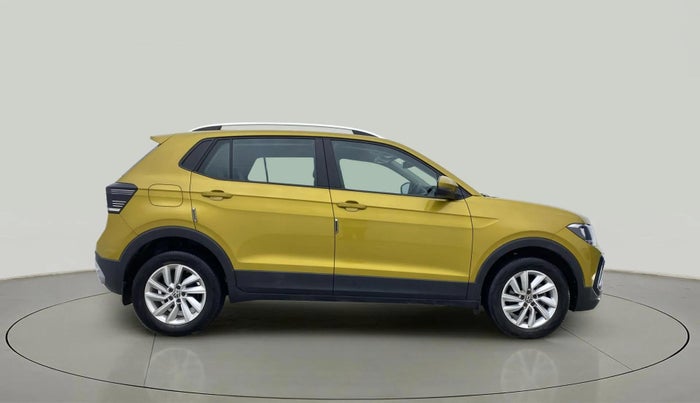 2023 Volkswagen TAIGUN HIGHLINE 1.0 TSI MT, Petrol, Manual, 15,306 km, Right Side View