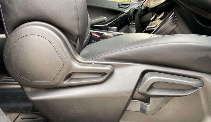 2022 Tata NEXON XZ PLUS PETROL DARK EDITION, Petrol, Manual, 46,537 km, Driver Side Adjustment Panel