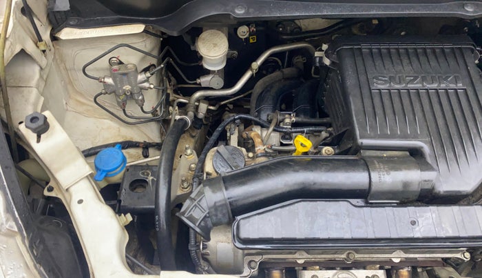 2015 Maruti Ritz VXI, Petrol, Manual, 61,787 km, Engine View - Right