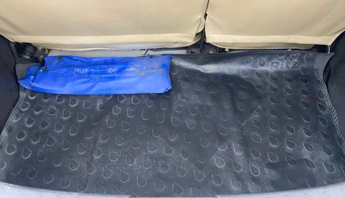 2015 Maruti Ritz VXI, Petrol, Manual, 61,787 km, Boot Inside