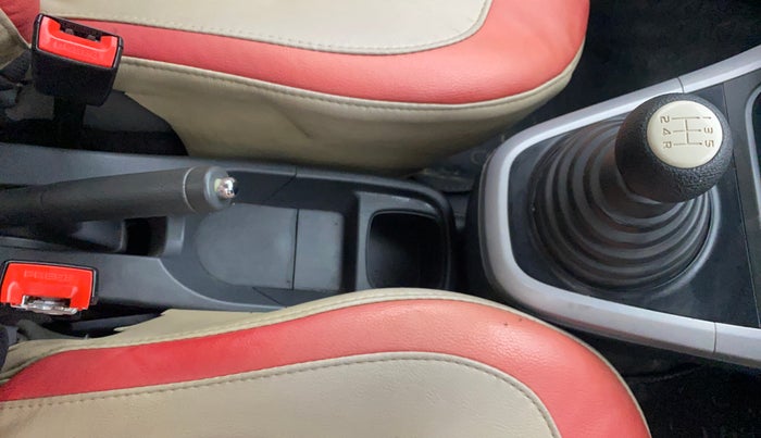 2015 Maruti Ritz VXI, Petrol, Manual, 61,787 km, Gear Lever