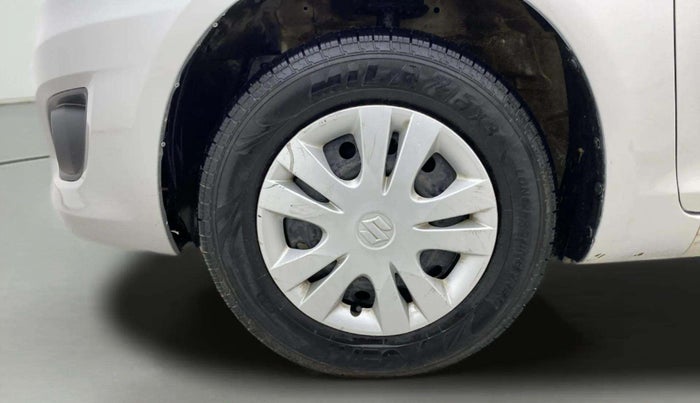 2014 Maruti Swift Dzire VXI, CNG, Manual, 58,561 km, Left Front Wheel