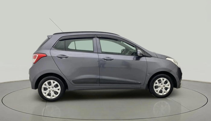 2016 Hyundai Grand i10 SPORTZ 1.2 KAPPA VTVT, Petrol, Manual, 1,01,543 km, Right Side View