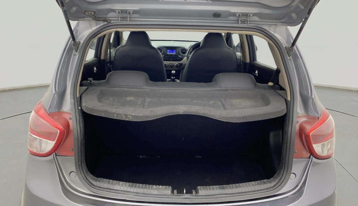 2016 Hyundai Grand i10 SPORTZ 1.2 KAPPA VTVT, Petrol, Manual, 1,01,543 km, Boot Open Zoomed View