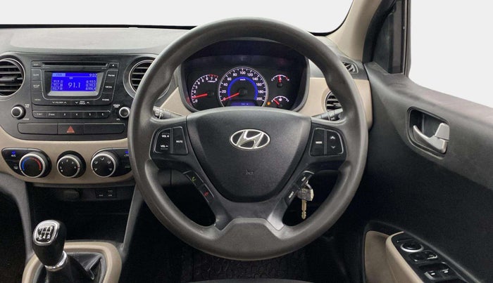 2016 Hyundai Grand i10 SPORTZ 1.2 KAPPA VTVT, Petrol, Manual, 1,01,543 km, Steering Wheel Close Up