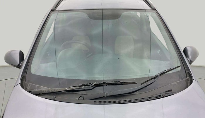 2016 Hyundai Grand i10 SPORTZ 1.2 KAPPA VTVT, Petrol, Manual, 1,01,543 km, Front Windshield