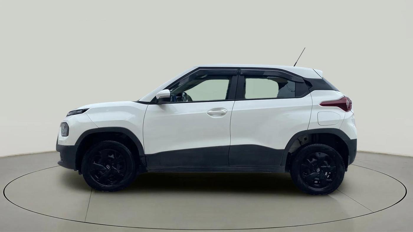 2023 Tata PUNCH ADVENTURE RHYTHM PACK MT, Petrol, Manual, 19,693 km, Left Side