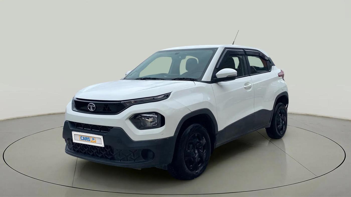 2023 Tata PUNCH ADVENTURE RHYTHM PACK MT, Petrol, Manual, 19,693 km, Left Front Diagonal