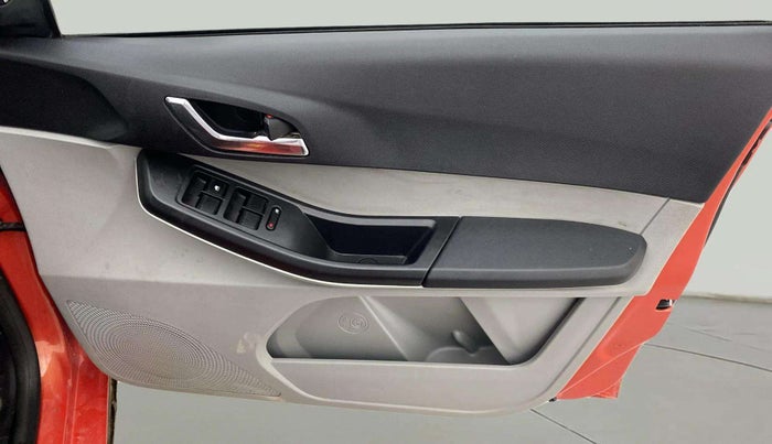 2020 Tata Tiago XZA PLUS DUAL TONE PETROL, Petrol, Automatic, 40,466 km, Driver Side Door Panels Control