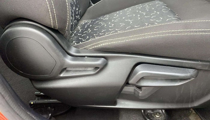 2020 Tata Tiago XZA PLUS DUAL TONE PETROL, Petrol, Automatic, 40,466 km, Driver Side Adjustment Panel