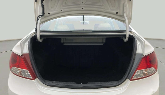 2014 Hyundai Verna FLUIDIC 1.6 VTVT SX OPT, Petrol, Manual, 91,081 km, Boot Open Zoomed View