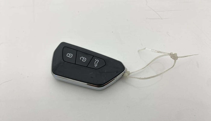 2014 Hyundai Verna FLUIDIC 1.6 VTVT SX OPT, Petrol, Manual, 91,081 km, Key Close Up