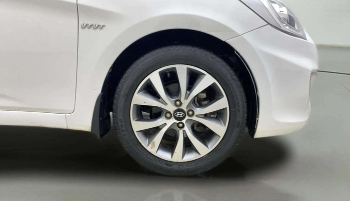 2014 Hyundai Verna FLUIDIC 1.6 VTVT SX OPT, Petrol, Manual, 91,081 km, Right Front Wheel