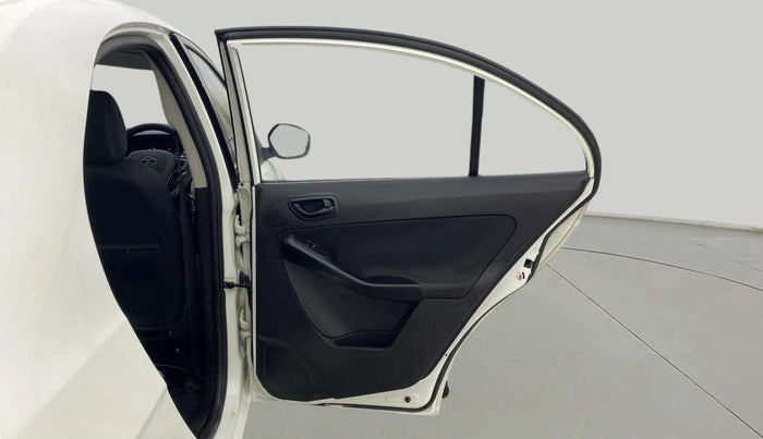 2014 Tata Zest XMS PETROL, Petrol, Manual, 83,782 km, RHS Rear Door