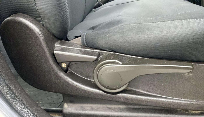 2014 Tata Zest XMS PETROL, Petrol, Manual, 83,782 km, Driver Side Adjustment Panel