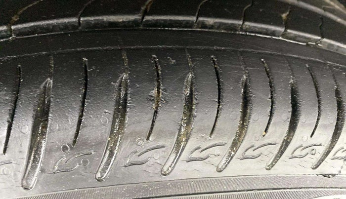 2019 Hyundai VENUE SX 1.0 (O) TURBO, Petrol, Manual, 76,373 km, Left Rear Tyre Tread