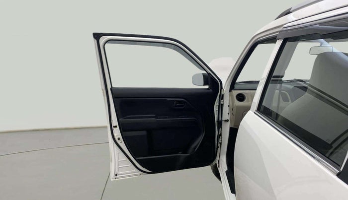 2022 Maruti New Wagon-R LXI CNG 1.0, CNG, Manual, 27,802 km, LHS Front Door