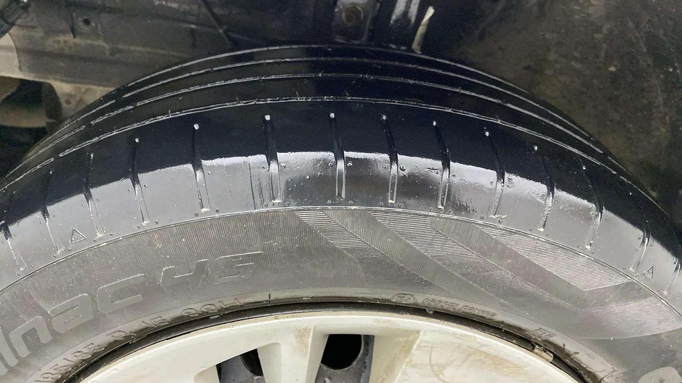 2023 Toyota Glanza S E-CNG, CNG, Manual, 42,448 km, Left Front Tyre Tread