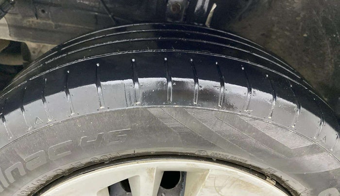2023 Toyota Glanza S E-CNG, CNG, Manual, 42,448 km, Left Front Tyre Tread