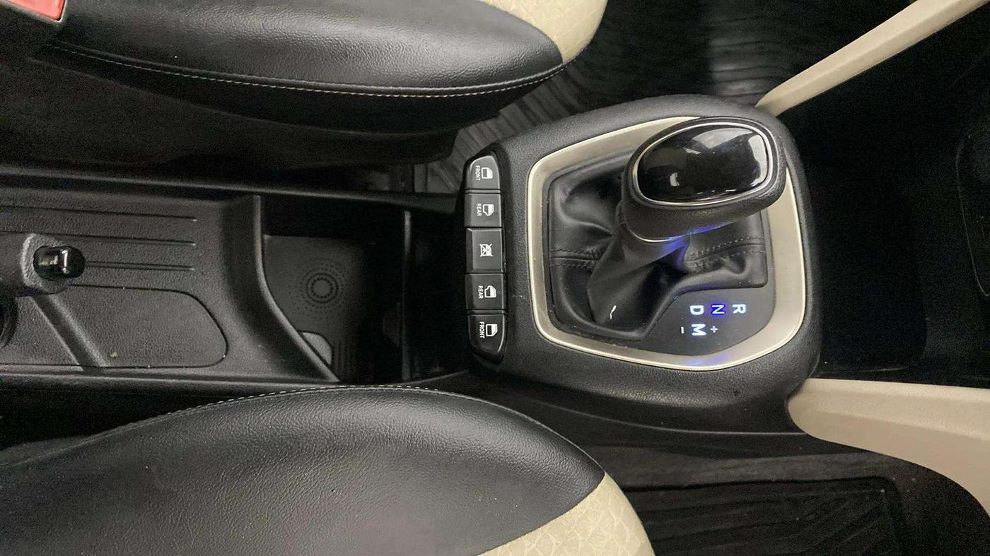 2019 Hyundai NEW SANTRO SPORTZ AMT, Petrol, Automatic, 36,299 km, Gear Lever