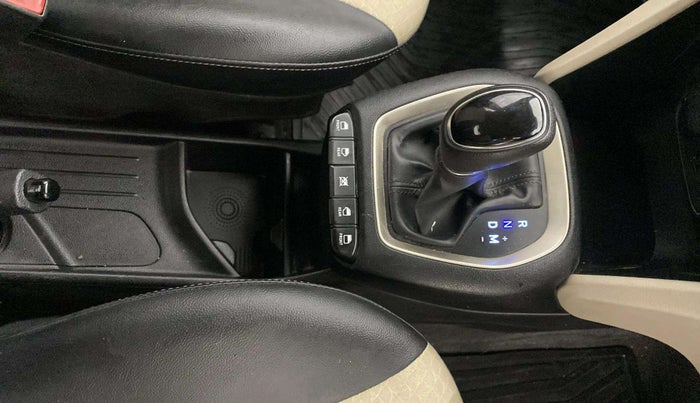 2019 Hyundai NEW SANTRO SPORTZ AMT, Petrol, Automatic, 36,299 km, Gear Lever