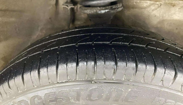 2016 Maruti Alto 800 LXI, Petrol, Manual, 56,172 km, Right Front Tyre Tread