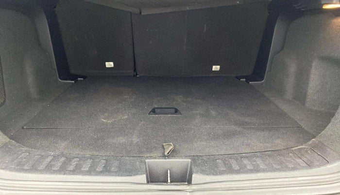 2021 Tata Harrier XZA 2.0L, Diesel, Automatic, 60,576 km, Boot Inside