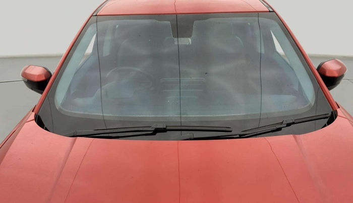 2021 Tata Harrier XZA 2.0L, Diesel, Automatic, 60,576 km, Front Windshield