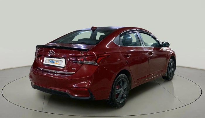 2018 Hyundai Verna 1.6 VTVT SX, Petrol, Manual, 61,833 km, Right Back Diagonal