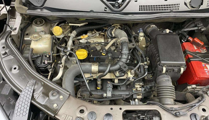 2021 Nissan MAGNITE XV PREMIUM TURBO CVT, Petrol, Automatic, 43,378 km, Engine View - Right