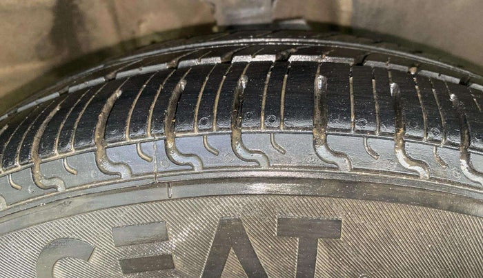 2022 Maruti Celerio VXI CNG, CNG, Manual, 36,450 km, Right Front Tyre Tread