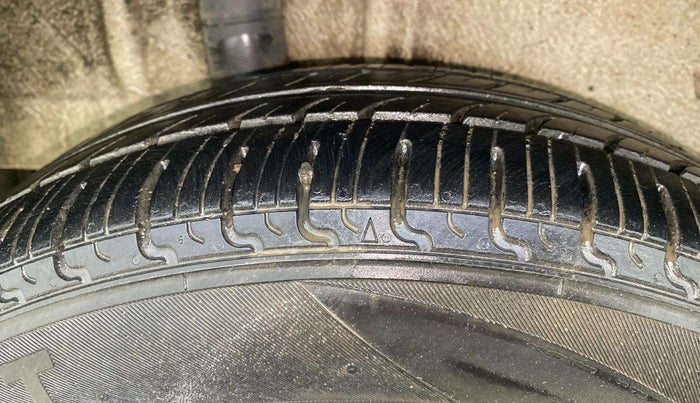 2022 Maruti Celerio VXI CNG, CNG, Manual, 36,450 km, Right Rear Tyre Tread
