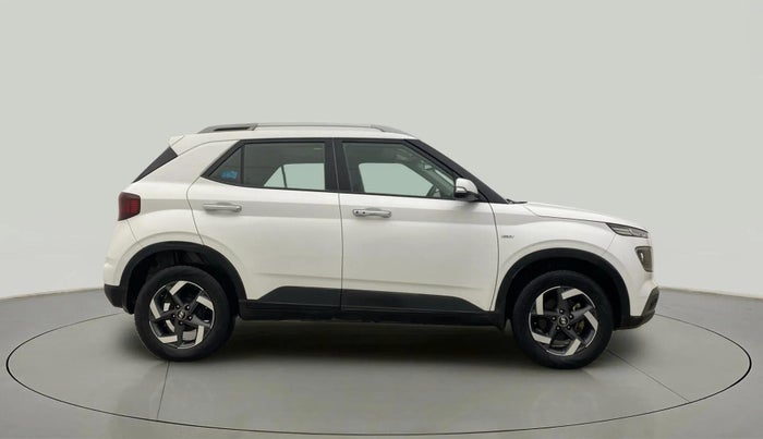 2019 Hyundai VENUE SX PLUS 1.0 TURBO DCT, Petrol, Automatic, 33,453 km, Right Side View