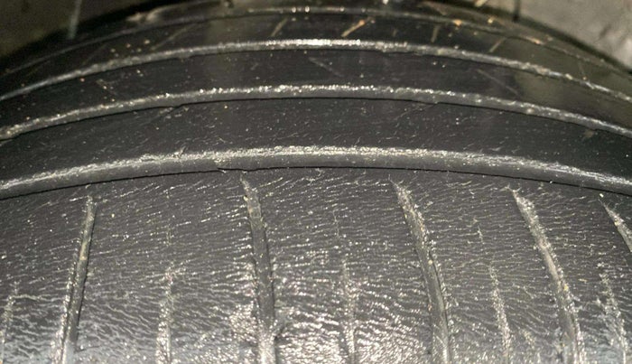 2019 Hyundai VENUE SX PLUS 1.0 TURBO DCT, Petrol, Automatic, 33,453 km, Left Front Tyre Tread