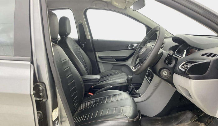 2020 Tata Tiago XZ PLUS PETROL, Petrol, Manual, 72,286 km, Right Side Front Door Cabin