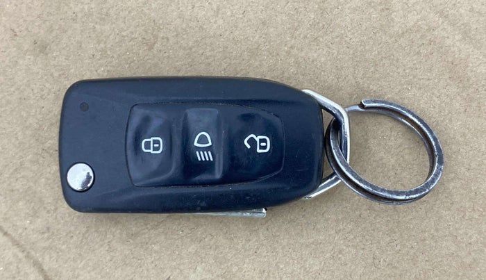 2020 Tata Tiago XZ PLUS PETROL, Petrol, Manual, 72,286 km, Key Close Up