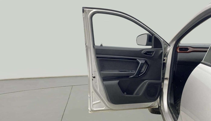 2022 Renault Kiger RXZ AMT, Petrol, Automatic, 36,251 km, LHS Front Door