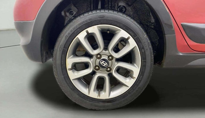 2018 Hyundai i20 Active 1.2 SX, Petrol, Manual, 31,659 km, Right Rear Wheel