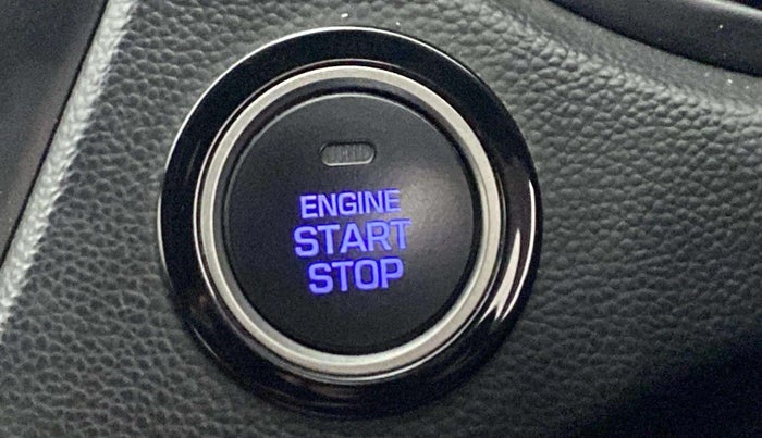 2018 Hyundai i20 Active 1.2 SX, Petrol, Manual, 31,659 km, Keyless Start/ Stop Button
