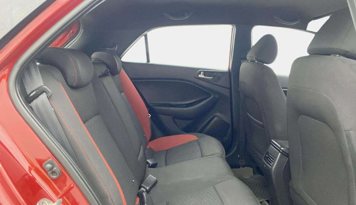 2018 Hyundai i20 Active 1.2 SX, Petrol, Manual, 31,659 km, Right Side Rear Door Cabin