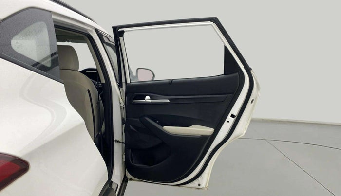 2023 KIA SELTOS HTK PLUS 1.5 IMT, Petrol, Manual, 16,037 km, RHS Rear Door