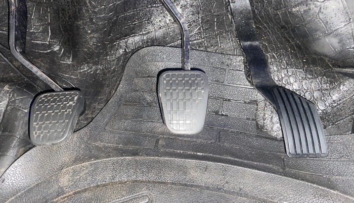 2018 Tata NEXON XE PETROL, Petrol, Manual, 29,755 km, Pedals