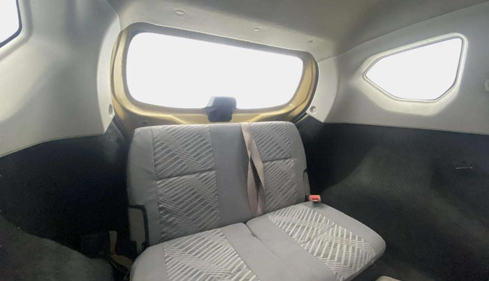 2015 Datsun Go Plus T, Petrol, Manual, 1,17,025 km, Third Seat Row ( optional )