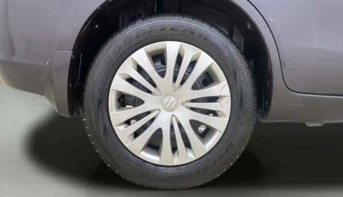 2013 Maruti Ertiga VXI, Petrol, Manual, 34,707 km, Right Rear Wheel